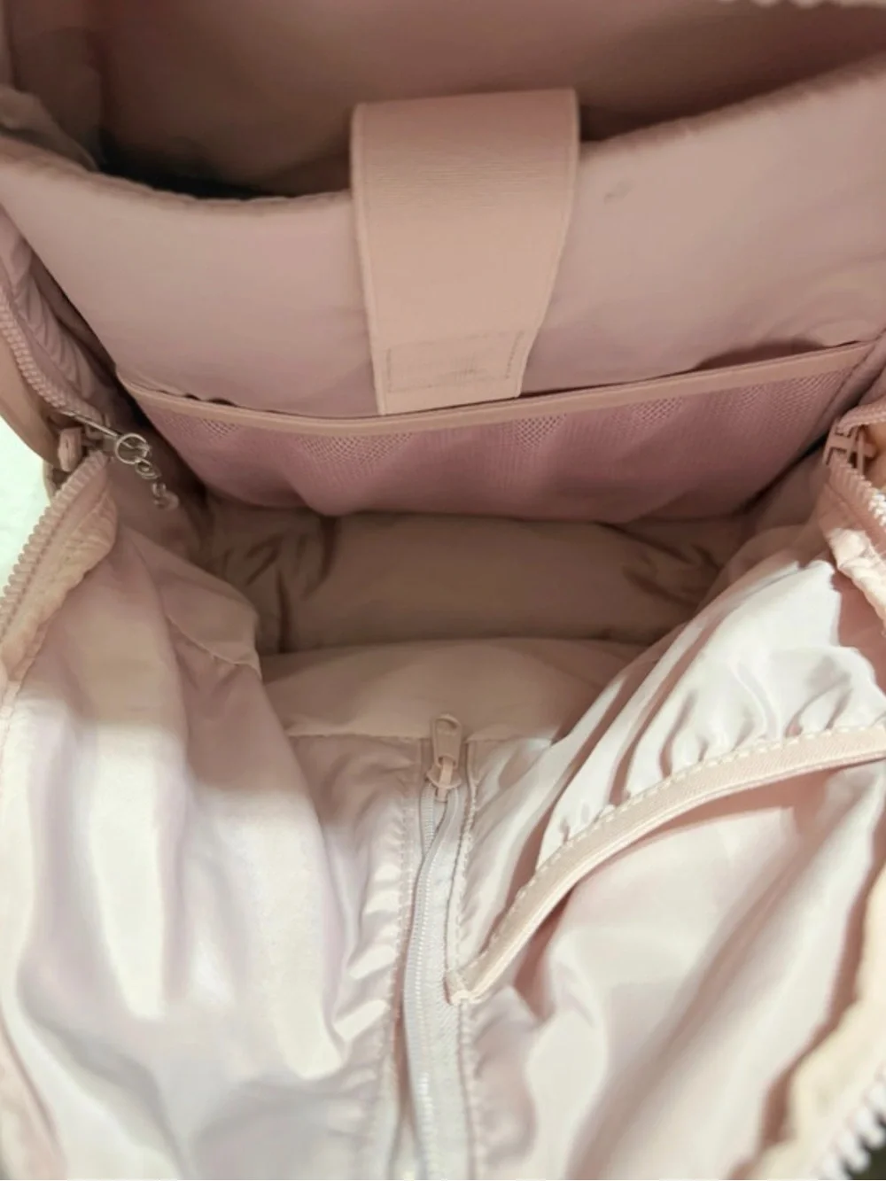 bagsmart pink compact backpack